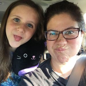 Meet your Posher, Laurie